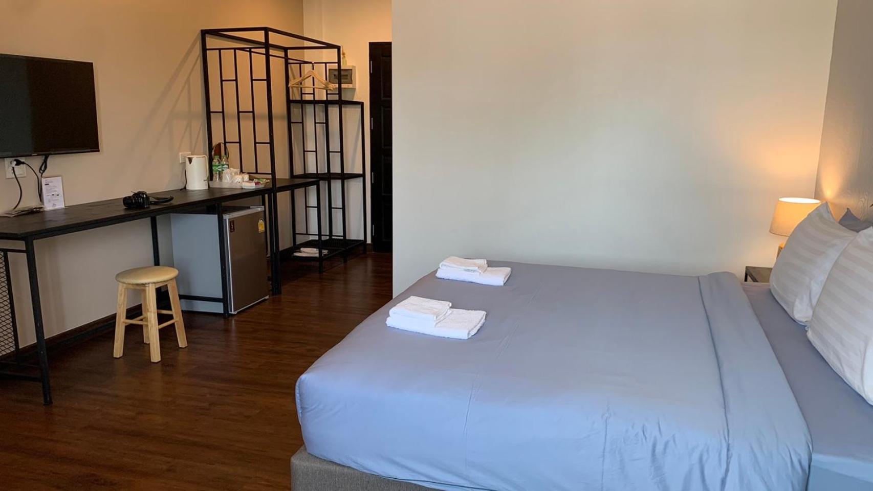 Jeboutiquelangsuan Hotel Lang Suan ภายนอก รูปภาพ